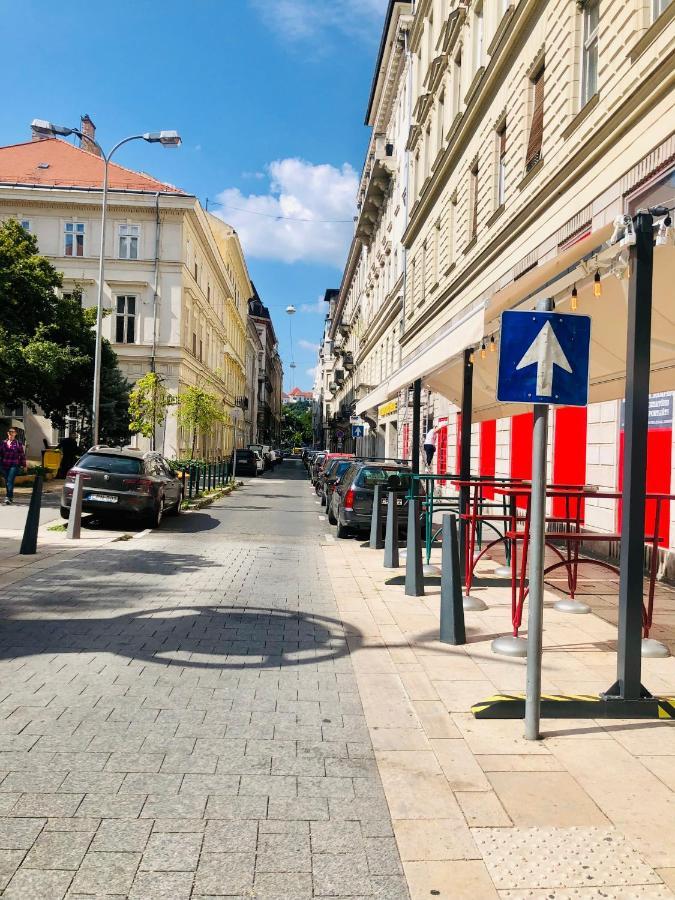 Diamond Apartman Near To Basilica Budapest Exteriör bild